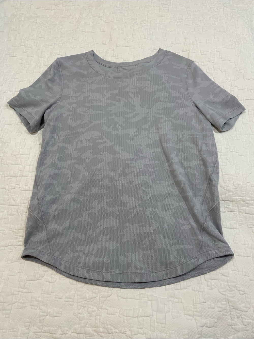 lululemon athletica Light Gray Camo Short Sleeve Tee